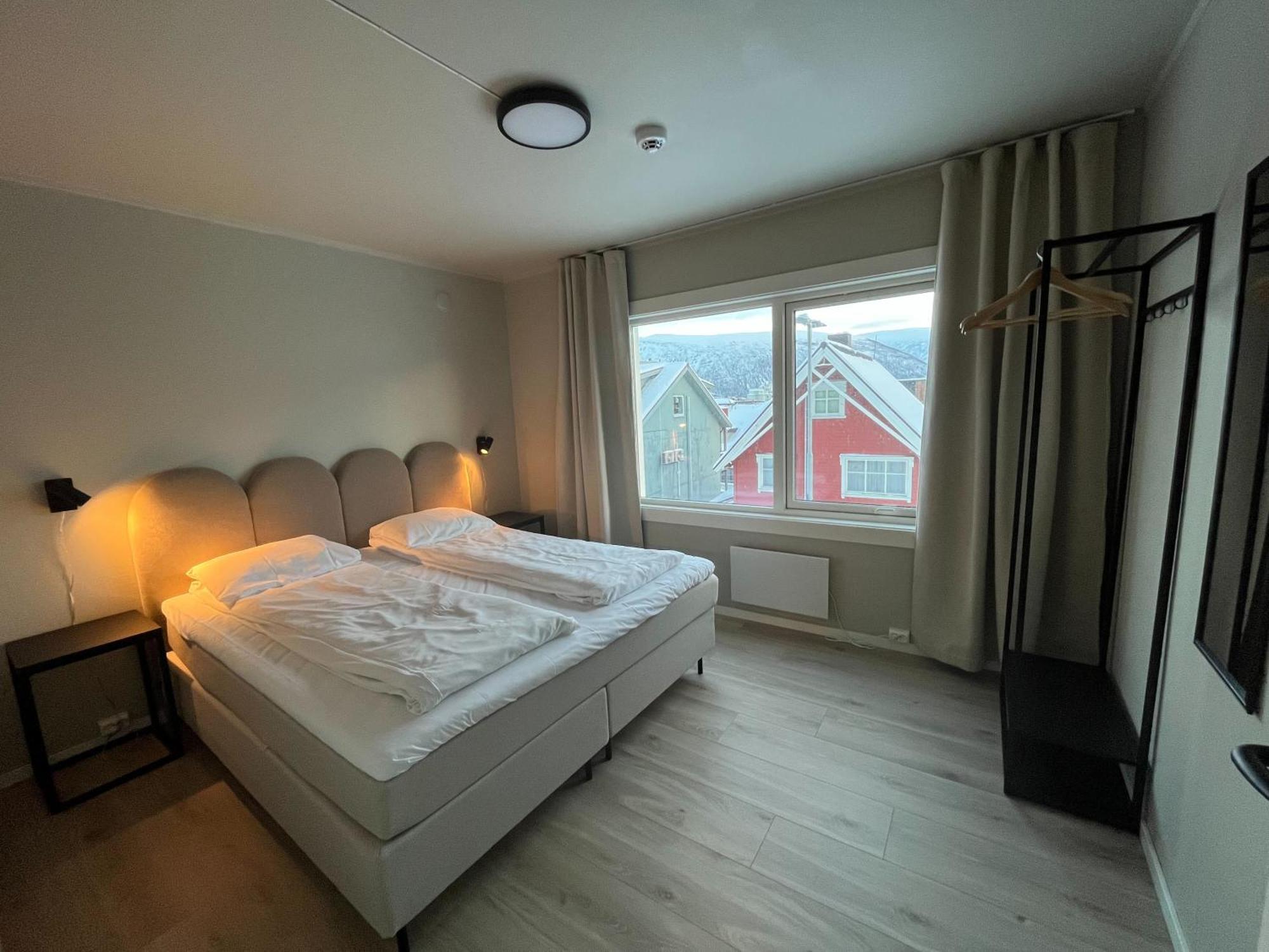 Enter Backpack Apartments Тромсё Экстерьер фото