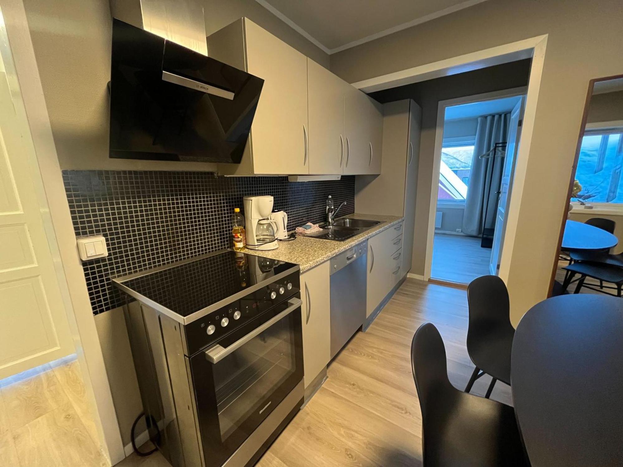Enter Backpack Apartments Тромсё Экстерьер фото